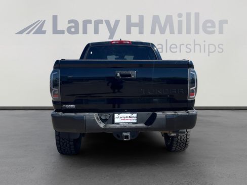 Used 2020 Toyota Tundra SR5 w/ SR5 Upgrade Package image 4