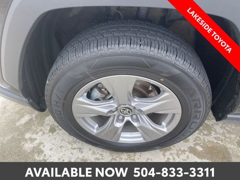 Used 2024 Toyota RAV4 XLE AWD/4WD image 13