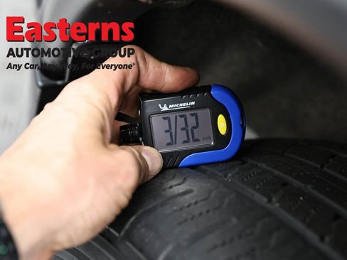 Used 2019 Nissan Rogue S image 29