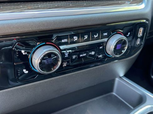 Used 2024 Chevrolet Silverado 1500 RST image 17