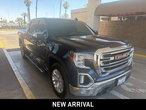 Certified 2020 GMC Sierra 1500 SLT w/ SLT Premium Package RWD image 3