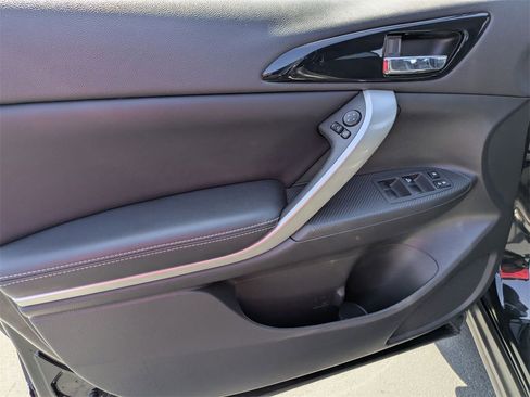 Used 2024 Mitsubishi Eclipse Cross SE image 15
