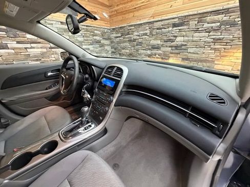 Used 2013 Chevrolet Malibu LS w/ Protection Package FWD image 13
