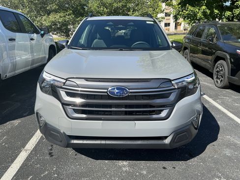 New 2026 Subaru Forester Premium AWD/4WD image 3