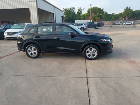 Used 2025 Honda HR-V LX image 7