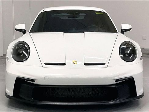 Used 2023 Porsche 911 GT3 image 2