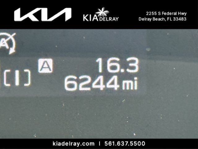Used 2025 Subaru Forester Premium AWD/4WD image 34