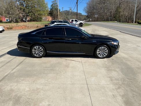 Used 2019 Honda Accord Touring image 7