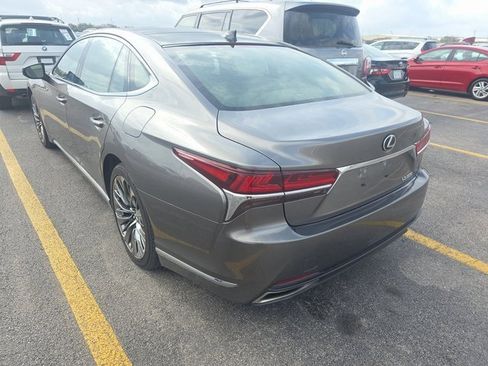 Used 2018 Lexus LS 500 w/ Luxury Package image 4