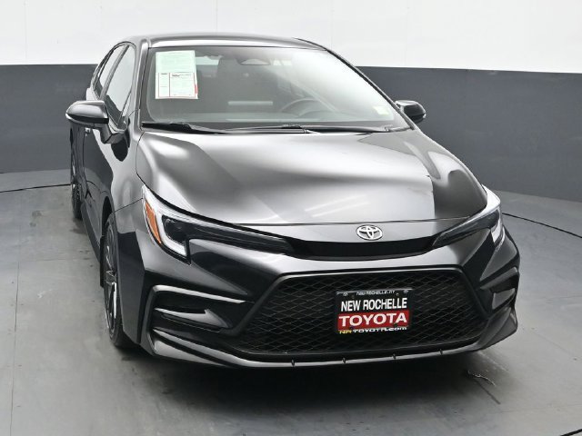 Certified 2024 Toyota Corolla SE FWD image 11