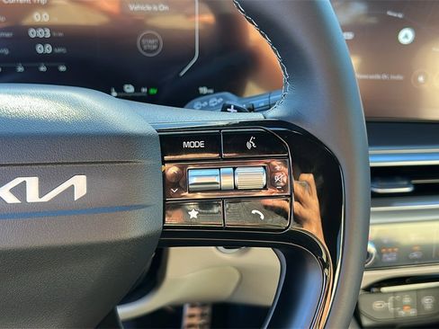 New 2026 Kia Sorento SX Prestige image 17