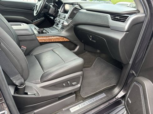 Used 2018 Chevrolet Tahoe Premier AWD/4WD image 8