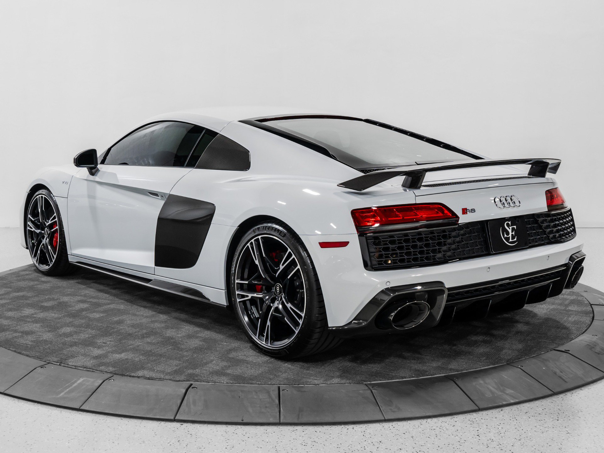 Used 2023 Audi R8 V10 performance AWD/4WD image 5