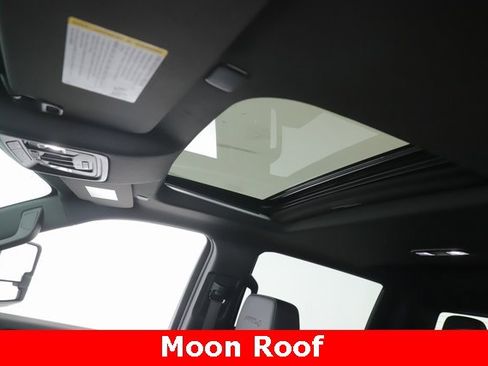 Used 2024 GMC Sierra 2500 AT4 w/ Technology Package image 18