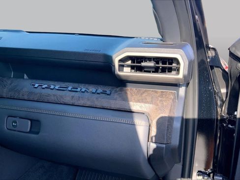 Certified 2026 Toyota Tacoma Limited AWD/4WD image 19