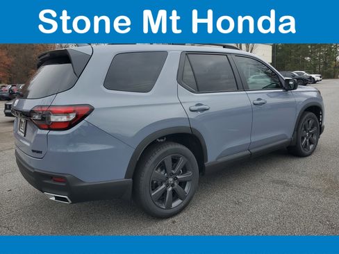 New 2025 Honda Pilot Sport image 6