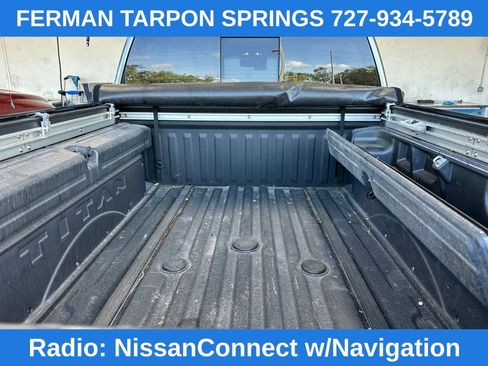 Used 2021 Nissan Titan SV w/ SV Convenience Package AWD/4WD image 8