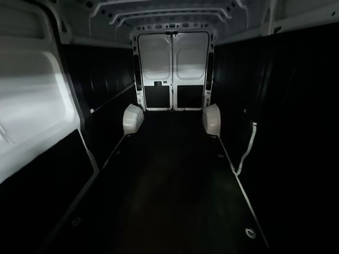 Used 2025 RAM ProMaster 2500 w/ Convenience Group FWD image 29