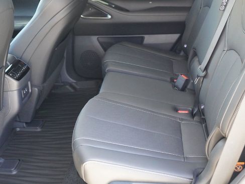 New 2026 INFINITI QX60 Luxe w/ Cargo Package image 24