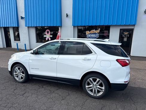 Used 2018 Chevrolet Equinox Premier AWD/4WD image 19