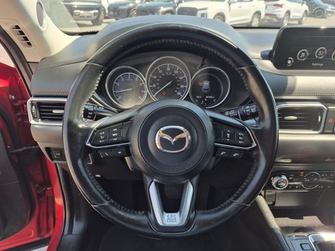 Used 2018 MAZDA CX-5 Touring w/ Preferred Equipment Package FWD image 17