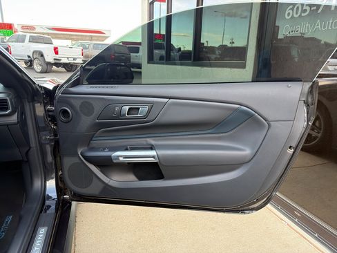 Used 2024 Ford Mustang GT Premium image 10