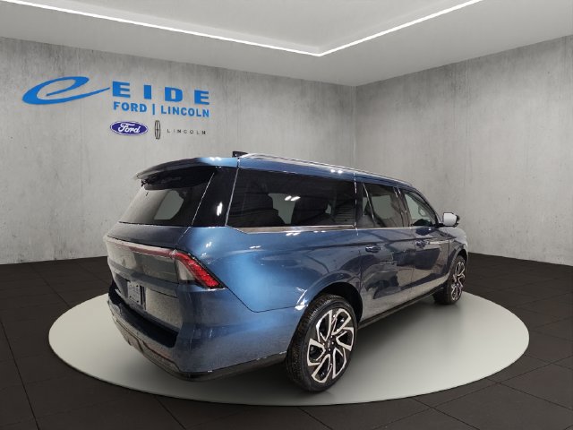 New 2027 Lincoln Navigator L Reserve AWD/4WD image 7