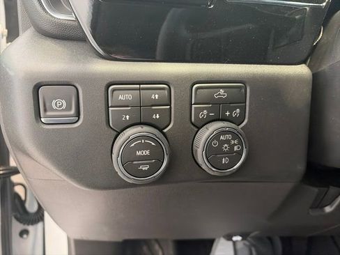 New 2026 Chevrolet Silverado 1500 RST AWD/4WD image 15