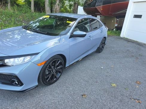 Used 2019 Honda Civic Sport image 2