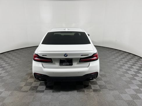 Used 2022 BMW M550i xDrive AWD/4WD image 4