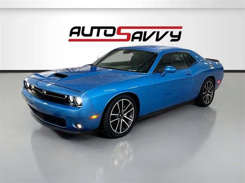 Used 2023 Dodge Challenger GT w/ Plus Package image 3