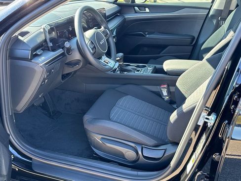 New 2026 Kia K5 LXS FWD image 9