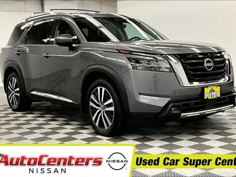 Used 2023 Nissan Pathfinder Platinum AWD/4WD image 1