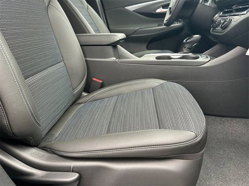 New 2026 Buick Envista Preferred w/ Convenience II Package image 14