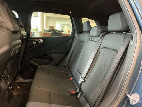 New 2026 BMW X3 xDrive30i w/ Premium Package AWD/4WD image 23