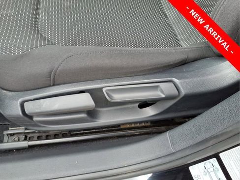 Used 2016 Volkswagen Passat 1.8T S image 14