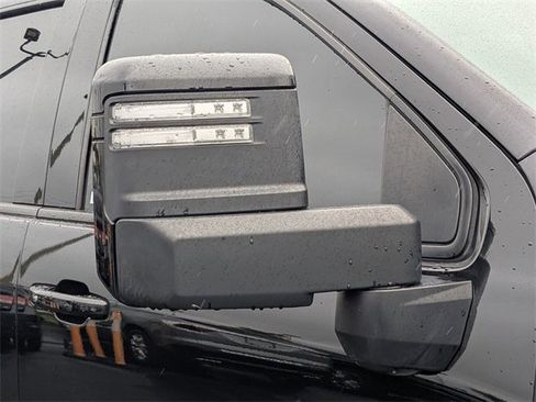 Used 2024 Chevrolet Silverado 2500 High Country w/ High Country Premium Package image 12