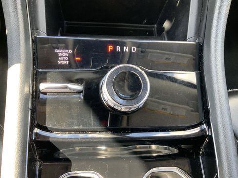 Used 2023 Jeep Grand Cherokee L Limited AWD/4WD image 50