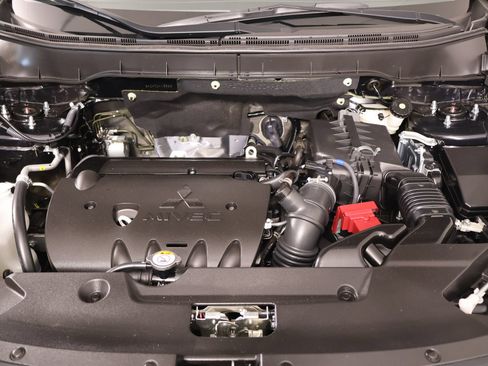 Used 2026 Mitsubishi Outlander Sport AWD image 18