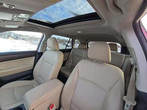 Used 2018 Subaru Outback 2.5i Limited image 40