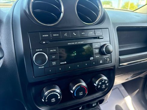 Used 2016 Jeep Patriot High Altitude AWD/4WD image 25
