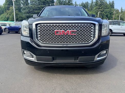 Used 2017 GMC Yukon Denali w/ Open Road Package AWD/4WD image 9