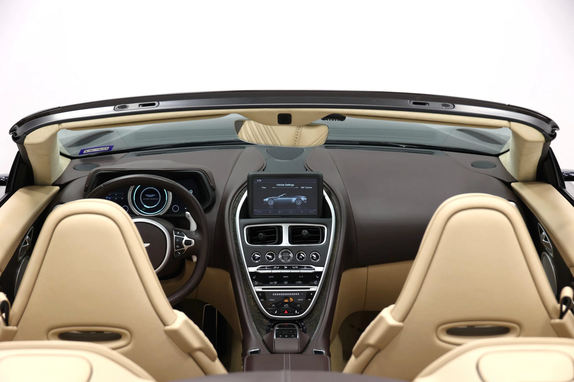 Used 2019 Aston Martin DB11 Volante RWD image 73