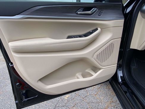 New 2025 Jeep Grand Cherokee L Limited AWD/4WD image 10