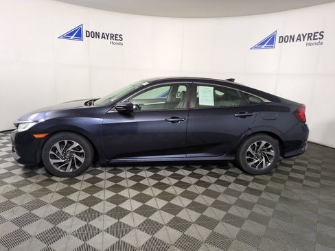 Used 2017 Honda Civic EX image 2