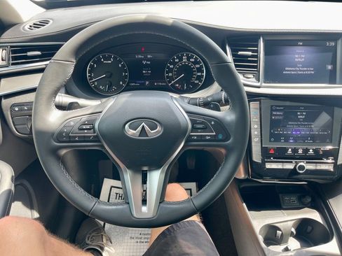 Used 2025 INFINITI QX50 Pure AWD/4WD image 13