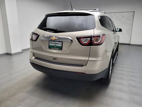 Used 2016 Chevrolet Traverse LT w/ Style and Technology Package FWD image 7
