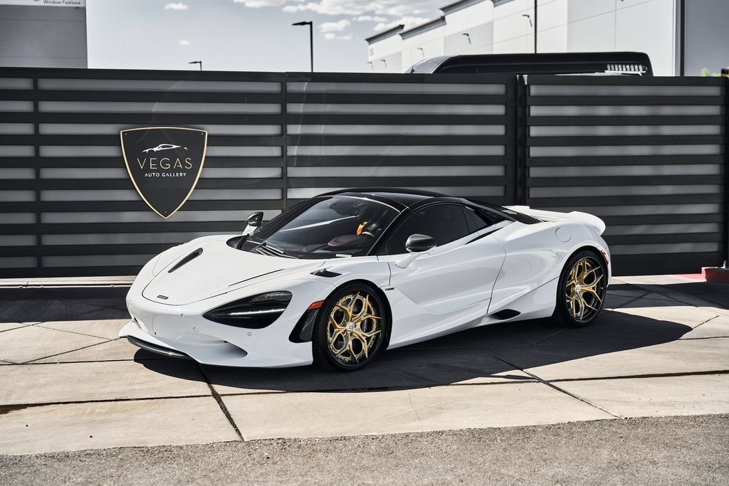 Used 2025 McLaren 750S Spider RWD image 5