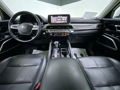 Used 2020 Kia Telluride EX image 17