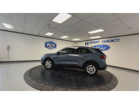 Used 2023 Ford Escape Active image 7